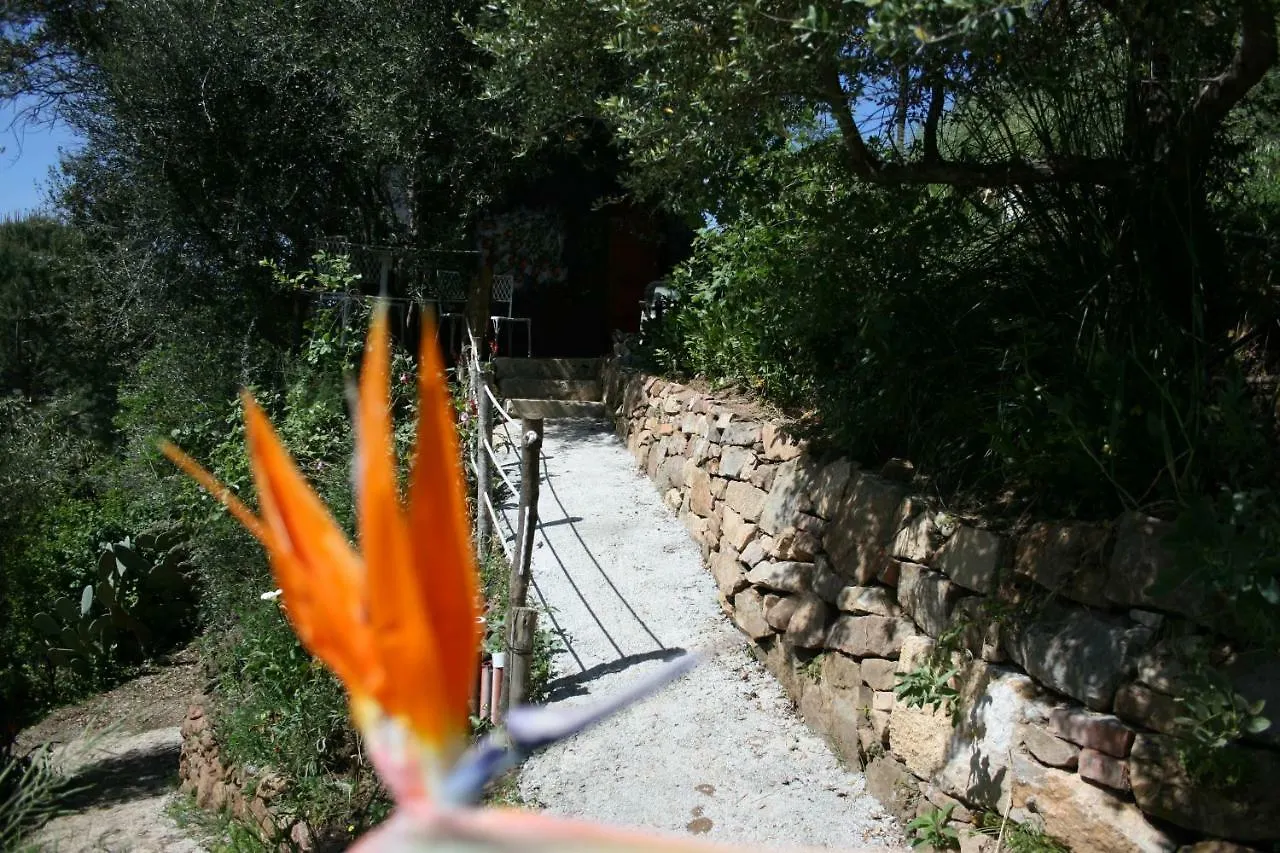 La Casa Sull'Albero Hotel Cefalù 0*,